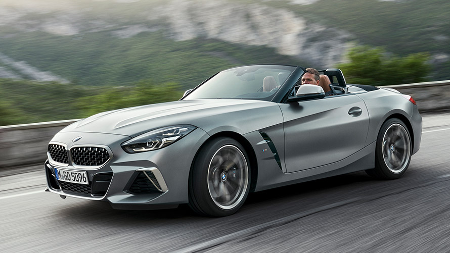 BMW Z4 M G29 Dreiviertel-Seitenansicht fahrend auf der Straße BMW M Modelle BMW Z4 M G29 Dreiviertel-Seitenansicht fahrend auf der Straße