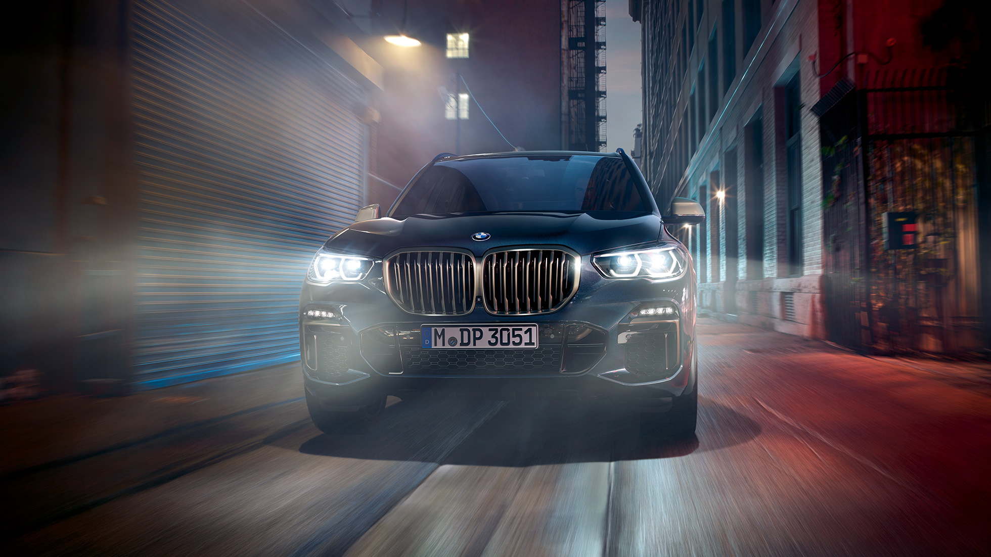 BMW Doppelniere BMW X5 M50i und M50d BMW Doppelniere in Ceriumgrau BMW X5 M50i und M50d G05 Carbonschwarz metallic Frontansicht