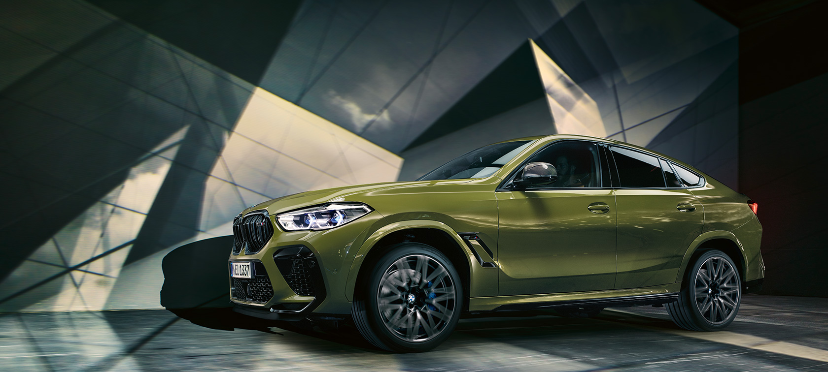 Die neuen BMW X6 M Automobile Die neuen BMW X6 M Automobile BMW Individual Sonderlackierung Urban Green F96 2020