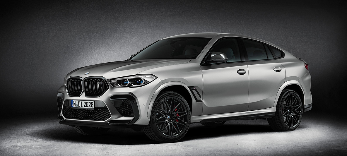 BMW X6 M First Edition F96 2020 BMW Individual Sonderlackierung Frozen Dark Silver metallic matt Dreiviertel-Frontansicht BMW X6 M First Edition F96 2020 BMW Individual Sonderlackierung Frozen Dark Silver metallic matt Dreiviertel-Frontansicht