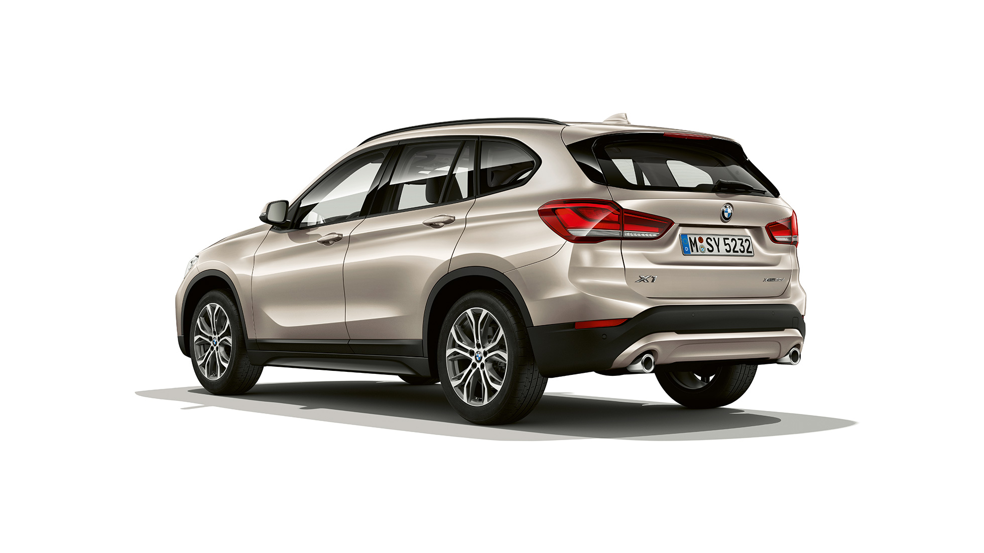 BMW X1, Modell Advantage, Dreiviertel-Heckansicht BMW X1, Modell Advantage, Dreiviertel-Frontansicht Studioschuss