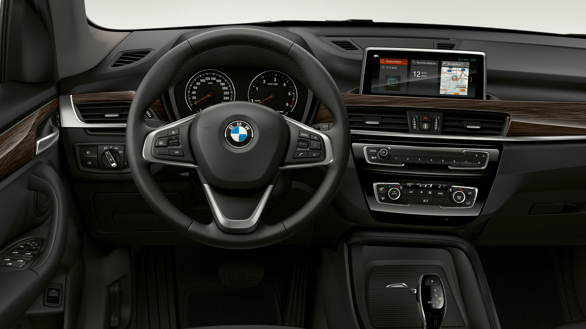 BMW X1, Modell Advantage, Interieur BMW X1, Modell Advantage, Interieur mit Blick auf Cockpit