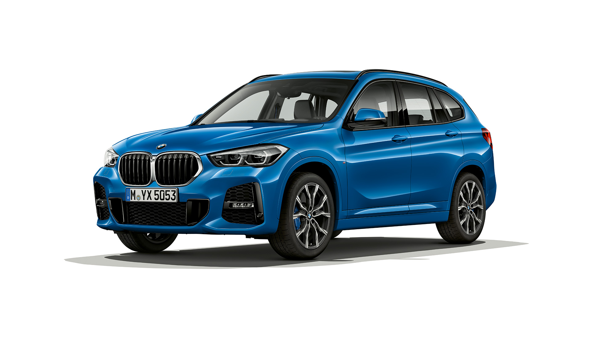 BMW X1, Modell M Sport, Dreiviertel-Frontansicht BMW X1, Modell M Sport, Dreiviertel-Frontansicht Studioschuss