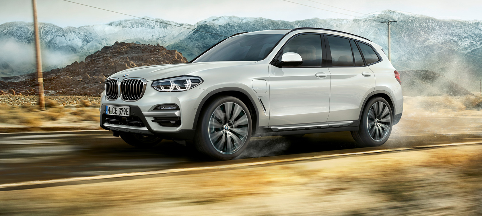 BMW X3 xDrive30e in der Kurve BMW X3 xDrive30e in der Kurve