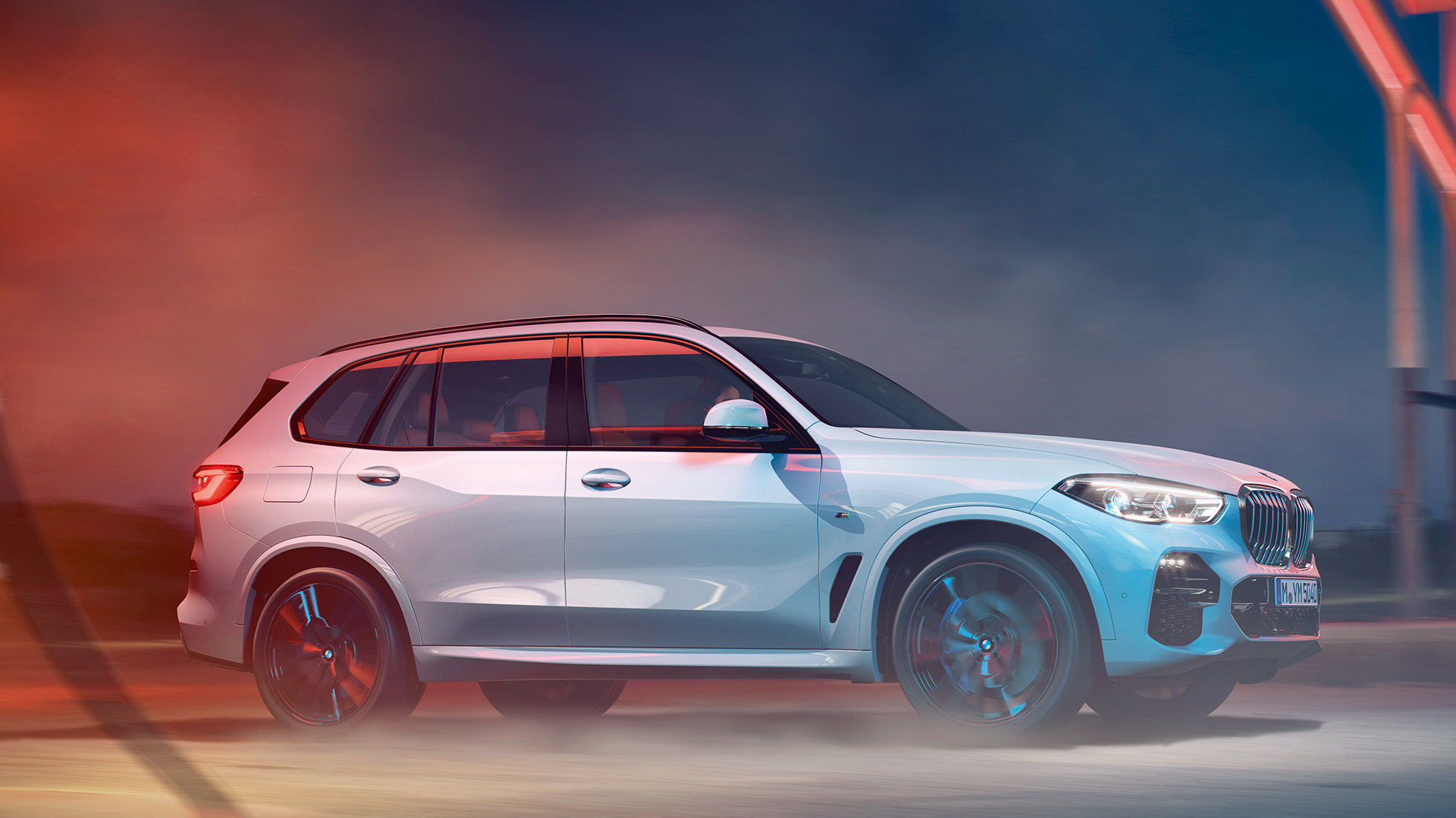 BMW X5 G05 2018 Seitenansicht BMW X5 G05 2018 Mineralweiß metallic Seitenansicht