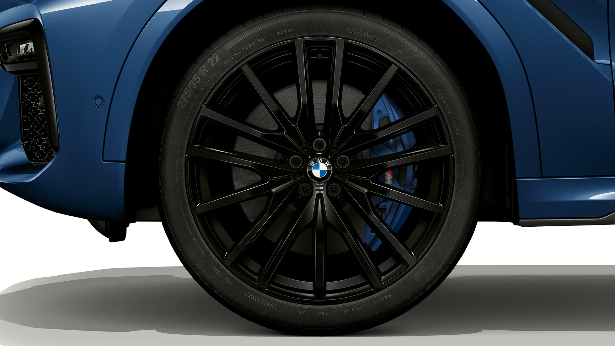 BMW X6 mit M Sportpaket, Leichtmetallrad. BMW X6 mit M Sportpaket mit Fokus auf Leichtmetallrad.