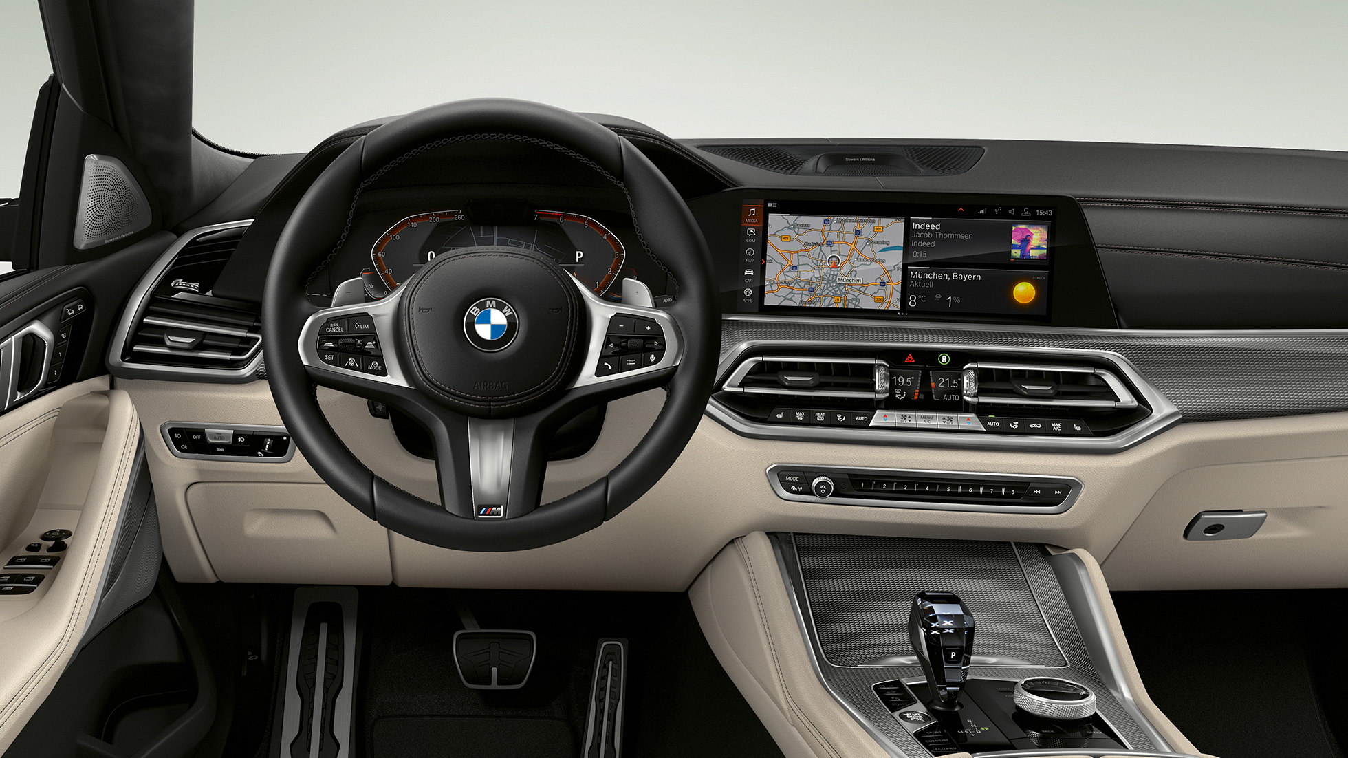 BMW X6 mit M Sportpaket, Cockpit. BMW X6 Interieur mit M Sportpaket mit Fokus auf das Cockpit.