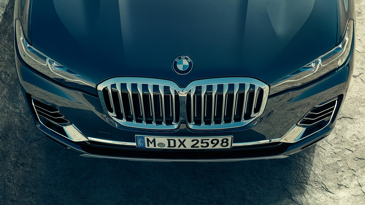 BMW Niere des BMW X7 BMW Niere: BMW X7 Front aus der Vogelperspektive