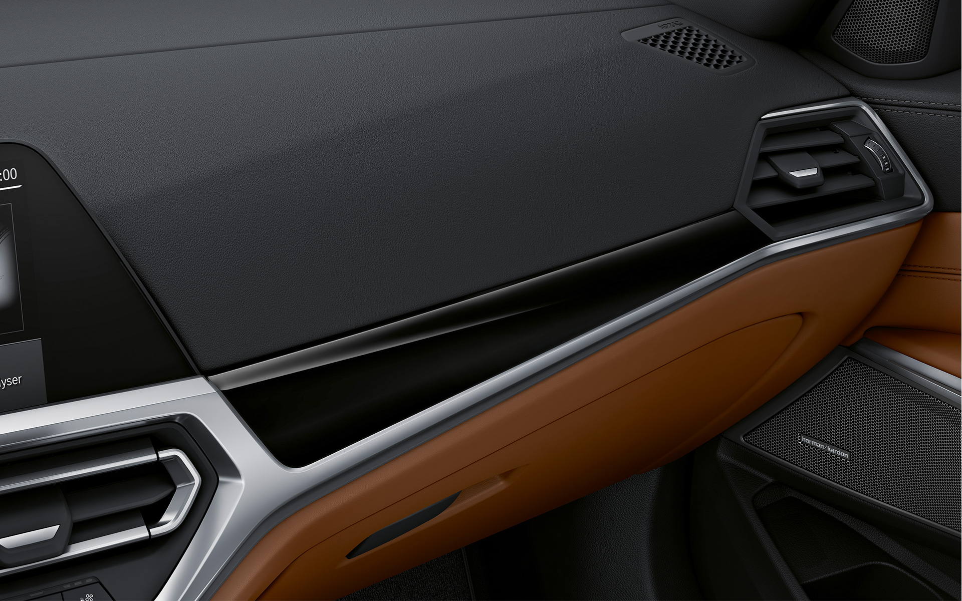BMW Individual Interieurleisten Pianolack schwarz Nahaufnahme BMW Individual Interieurleisten Pianolack schwarz Nahaufnahme