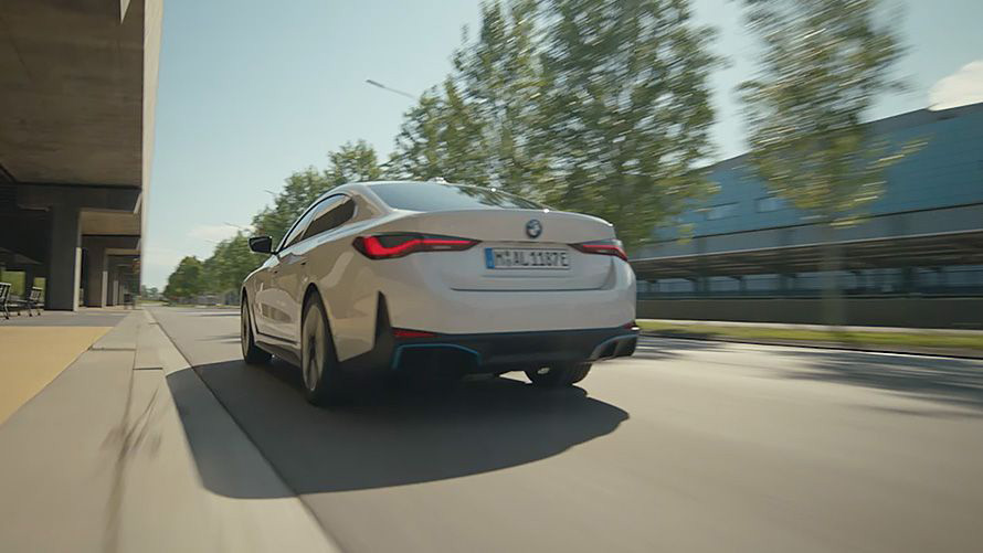 BMW Elektrofahrzeuge BMW i4 elektrisierende Fahrleistung Video BMW Elektrofahrzeuge BMW i4 elektrisierende Fahrleistung Video