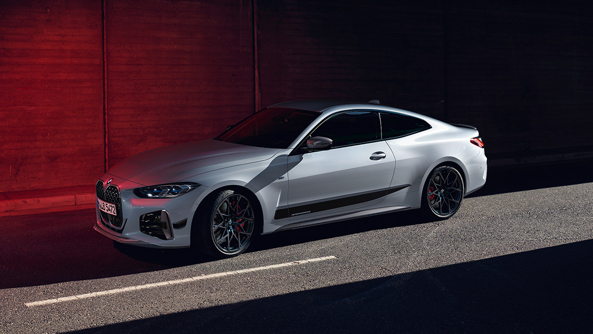 BMW M Performance Parts BMW 4er Coupé G22 BMW M Performance Parts BMW 4er Coupé G22 Dreiviertel-Frontansicht