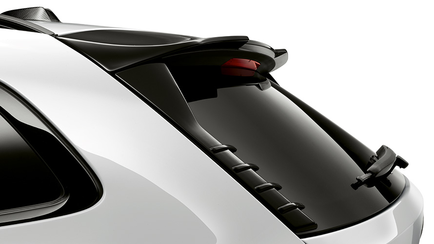 M Performance Dachkantenspoiler BMW M Performance Parts M Performance Dachkantenspoiler BMW M Performance Parts Nahaufnahme