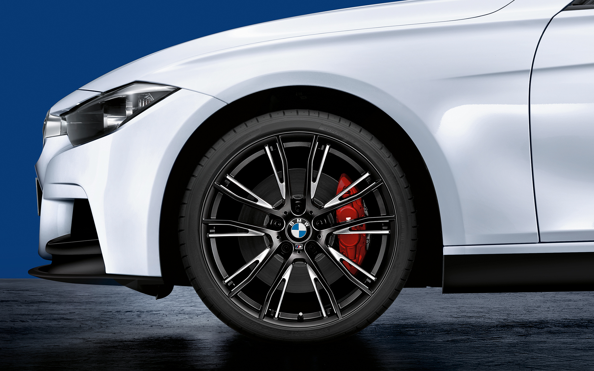 BMW M Performance Original-Zubehör - Rad: Reifen, Felge und Kotflügel BMW M Performance Original-Zubehör - Rad: Reifen, Felge und Kotflügel