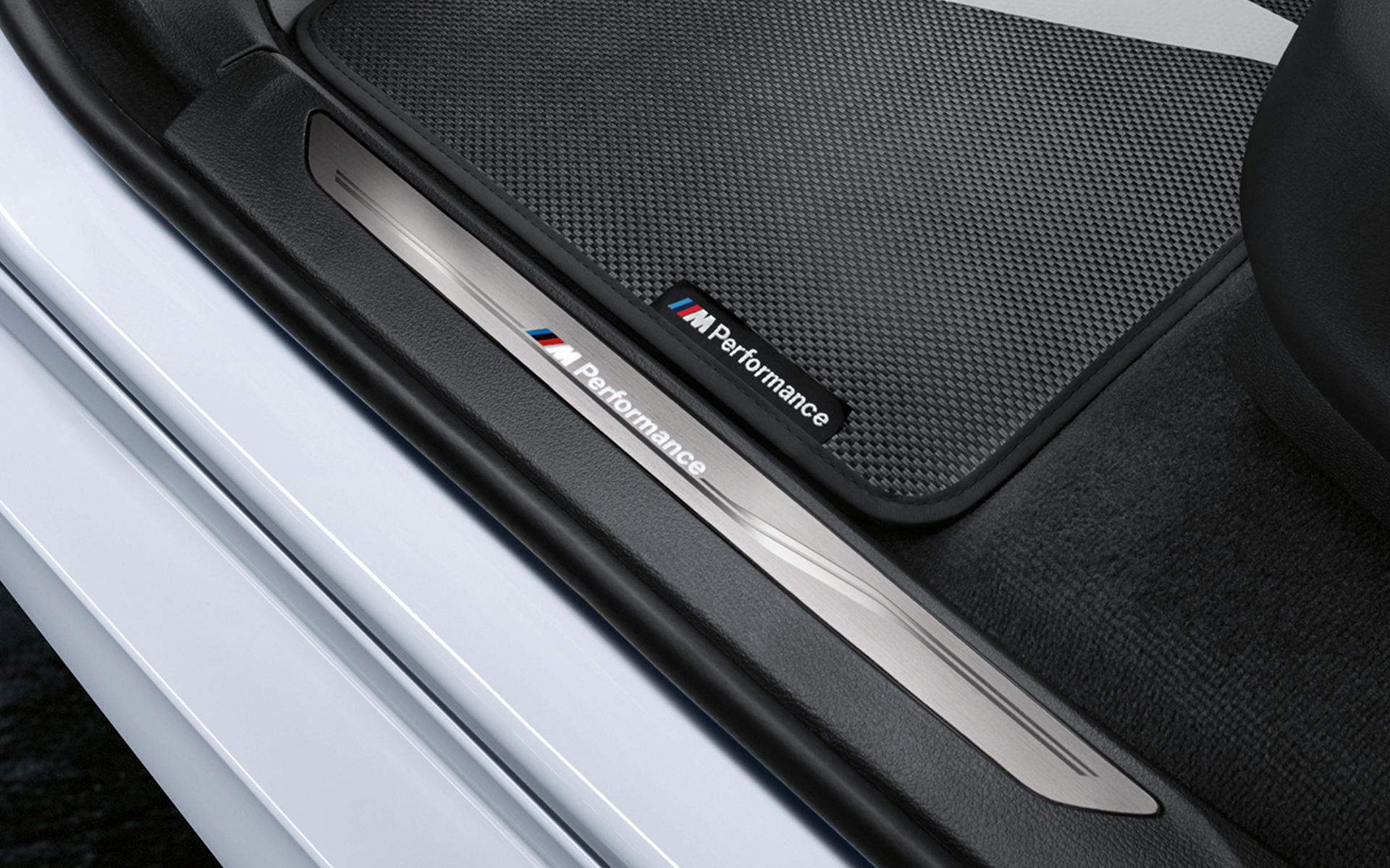 BMW M Performance Original-Zubehör - Türschwelle und Fußmatte BMW M Performance Original-Zubehör - Türschwelle und Fußmatte