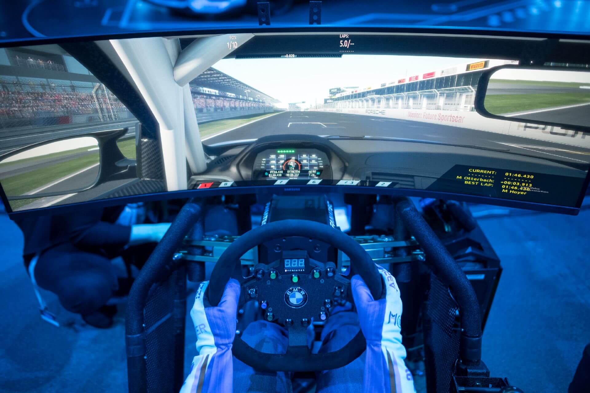 BMW SIM RACING. BMW SIM RACING.