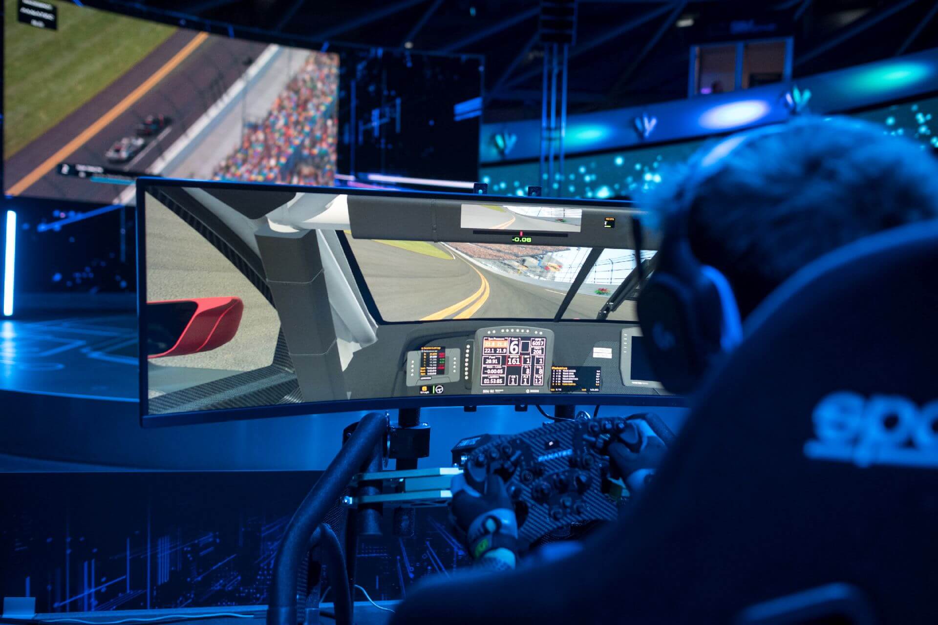 BMW SIM RACING. BMW SIM RACING.